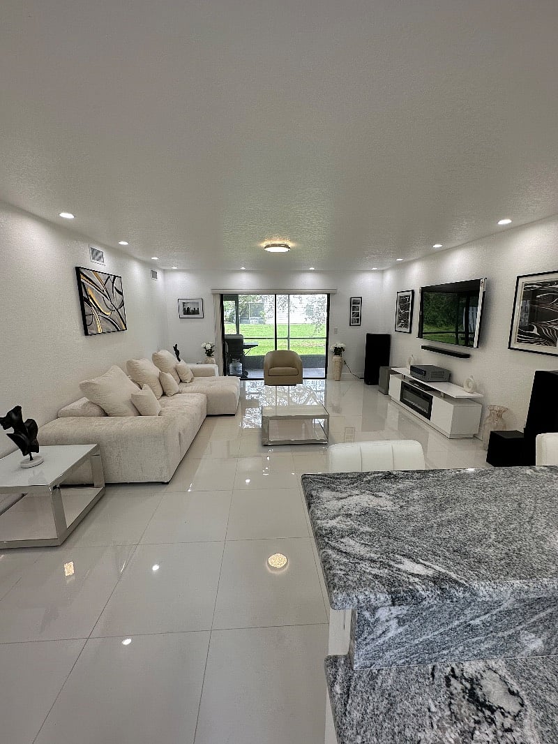 Furnished Finder property 598883_1 photo 4