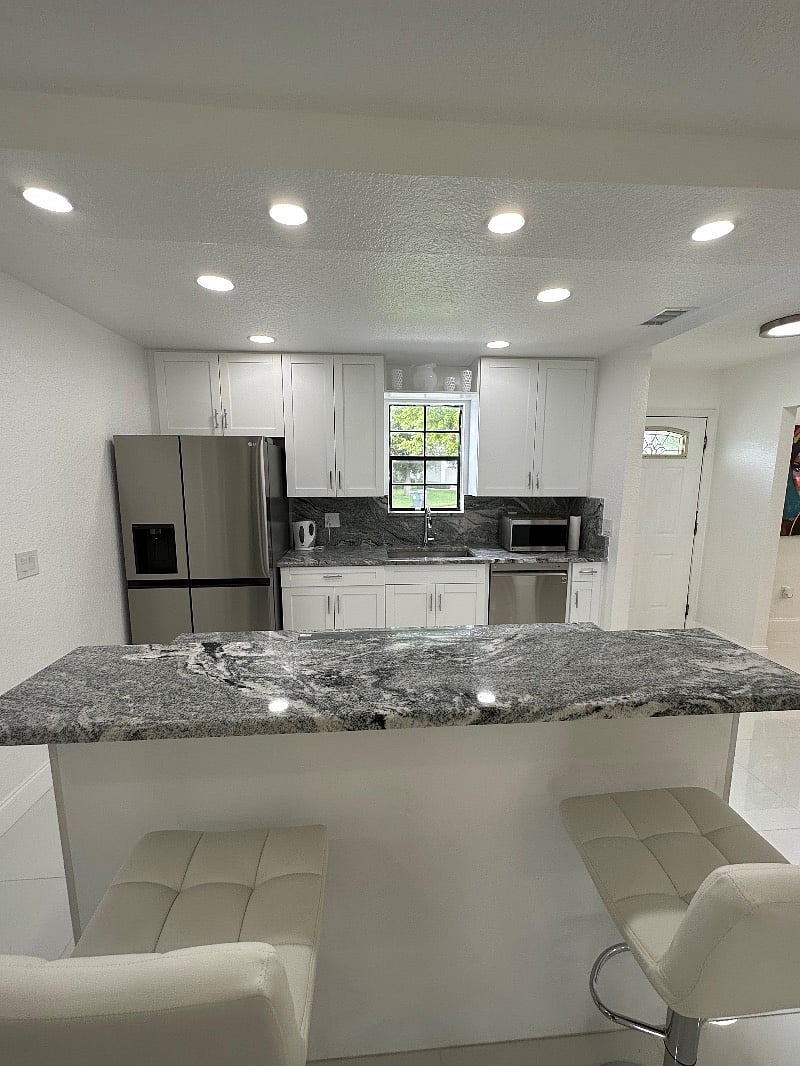 Furnished Finder property 598883_3 photo 8