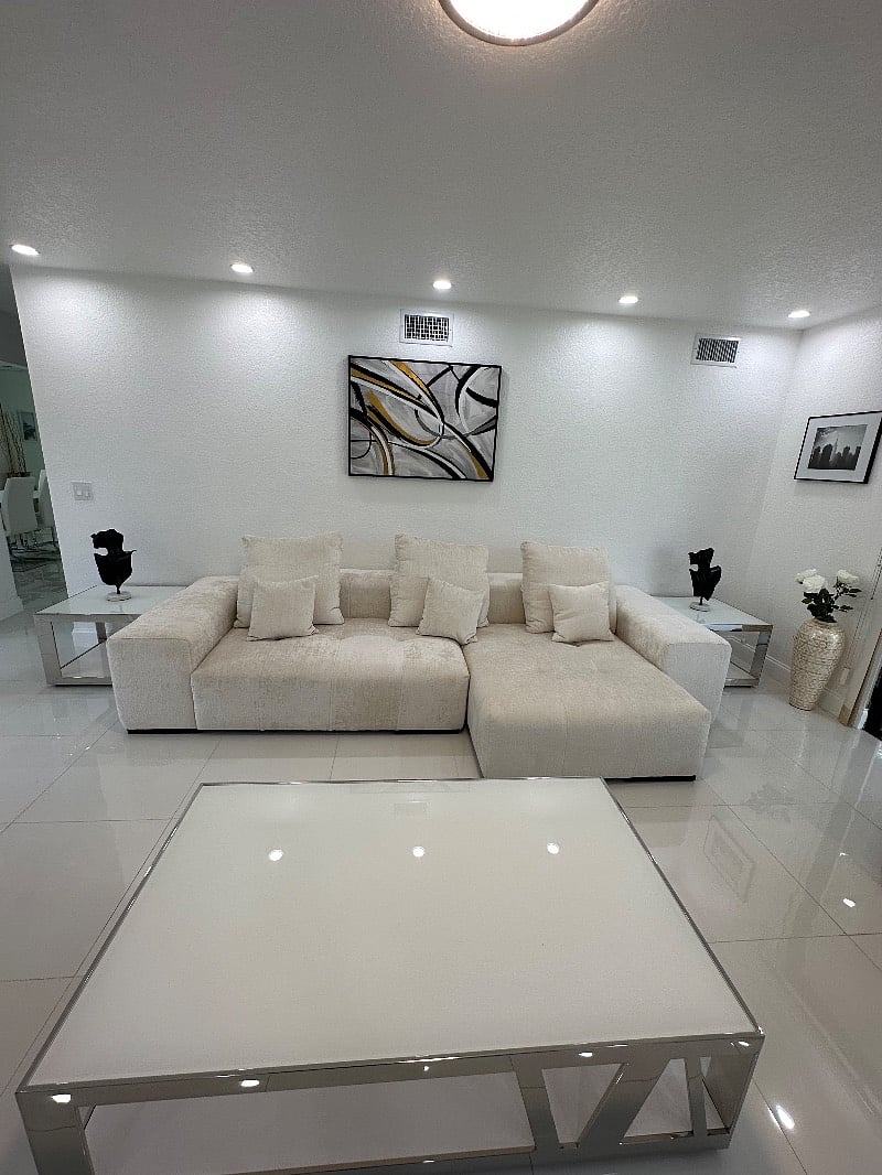 Furnished Finder property 598883_3 photo 4