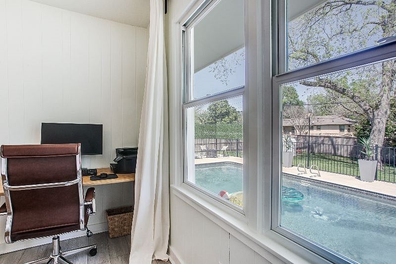 Furnished Finder property 598897_1 photo 17