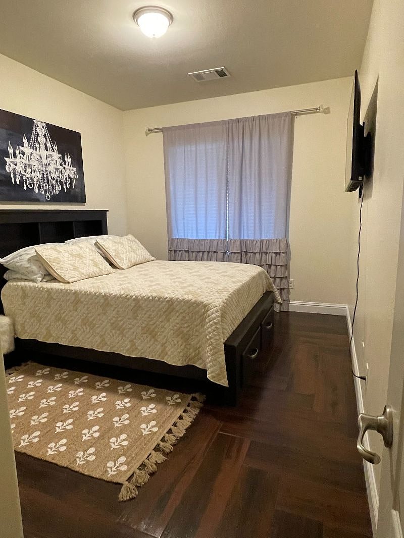Furnished Finder property 598908_1 photo 6