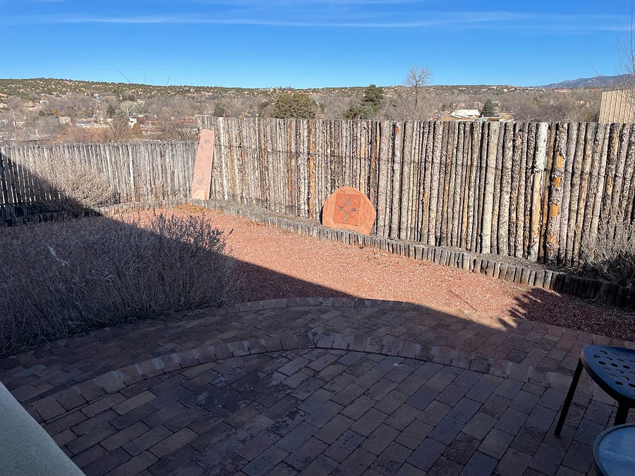 Side gate access to unit available
End unit to Complex: private and quiet 