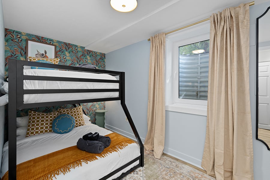 Furnished Finder property 598989_1 photo 18