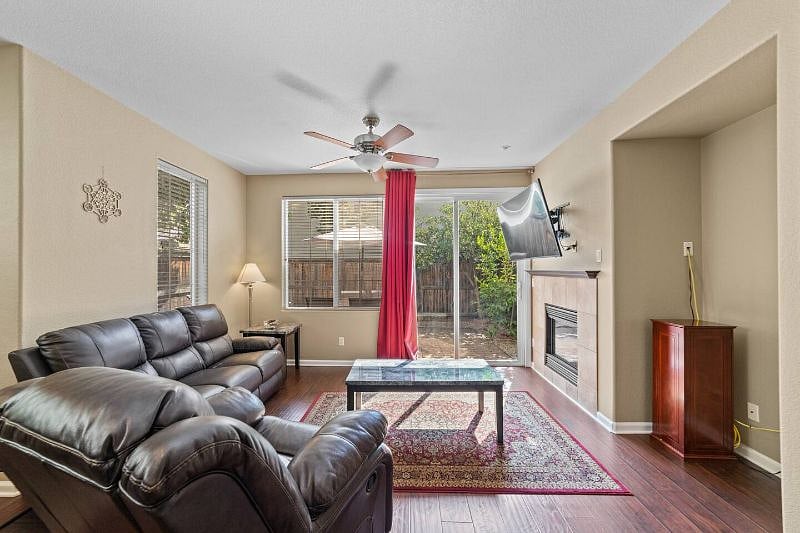 Furnished Finder property 599080_1 photo 3
