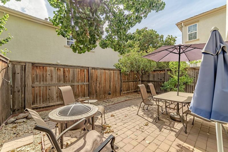 Furnished Finder property 599080_1 photo 16