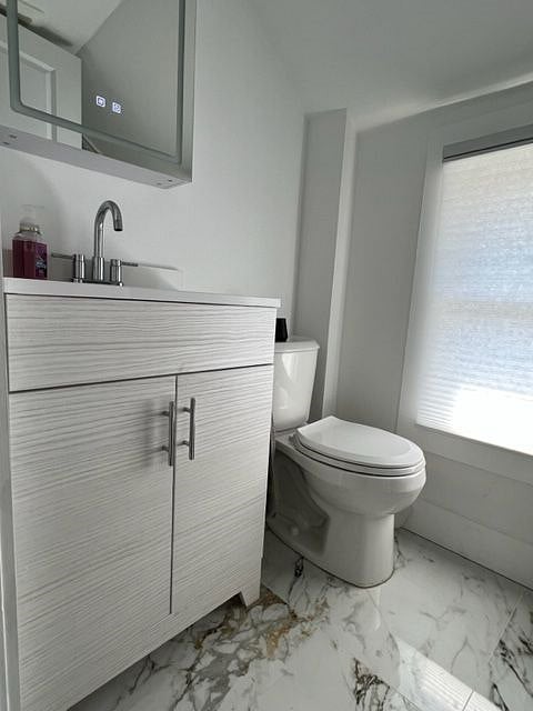 2nd FL Bathroom 