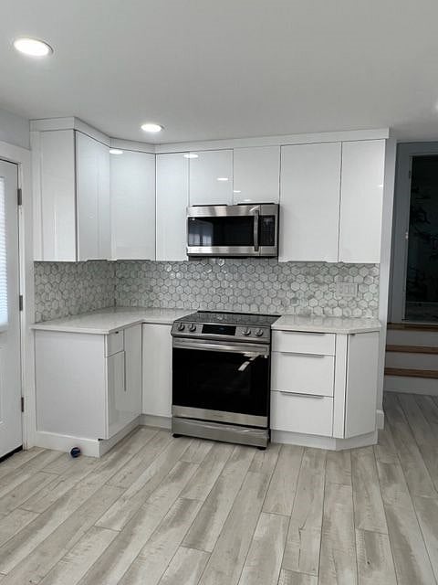 Kitchen w/Stainless Steal Appliances