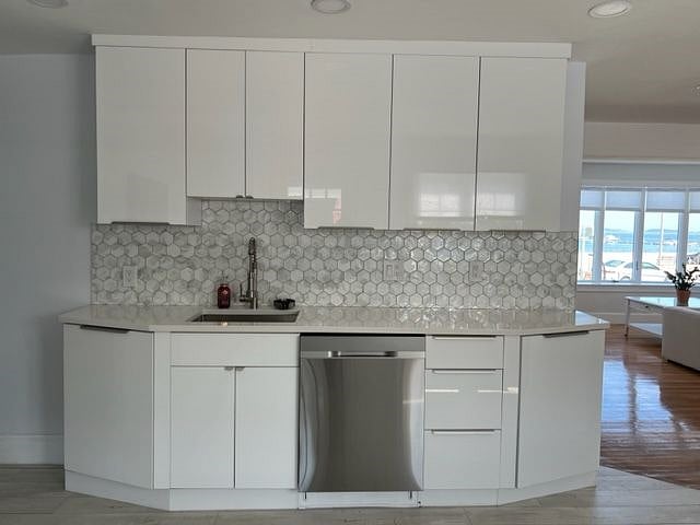 Kitchen w/Stainless Steal Appliances
