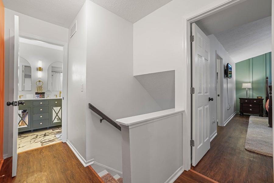 Furnished Finder property 599215_1 photo 34