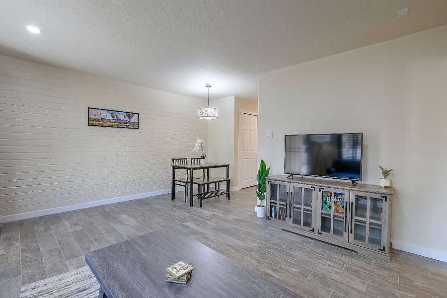Furnished Finder property 599228_2 photo 6