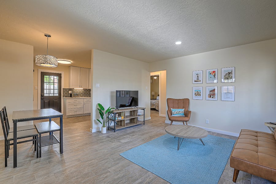 Furnished Finder property 599228_3 photo 8