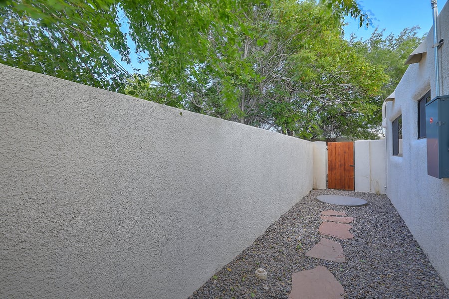 Furnished Finder property 599228_3 photo 25