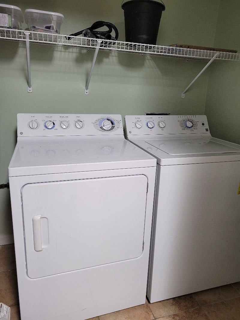 Northside Condo. In unit laundry off kitchen.