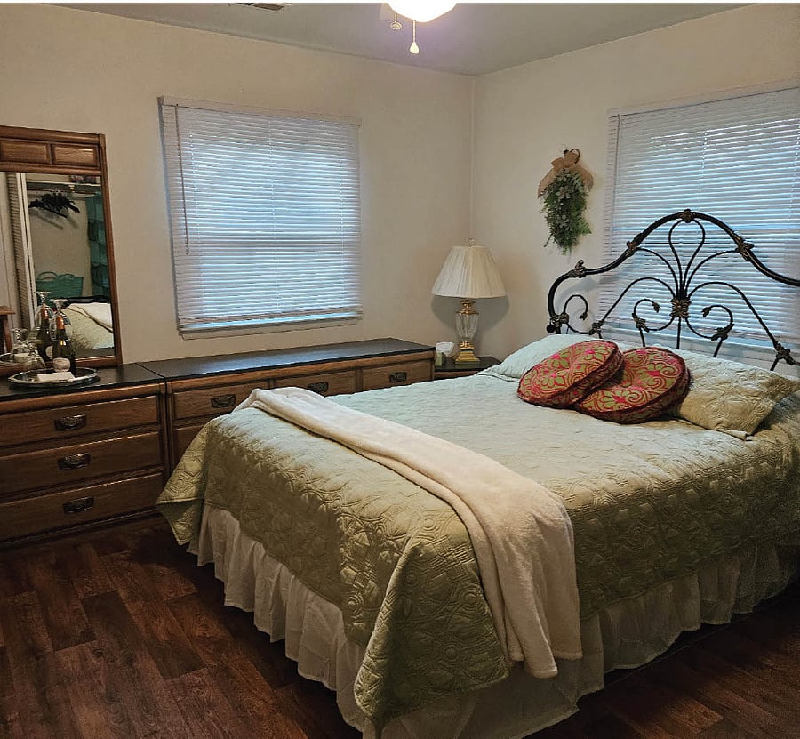 Furnished Finder property 599247_1 photo 9