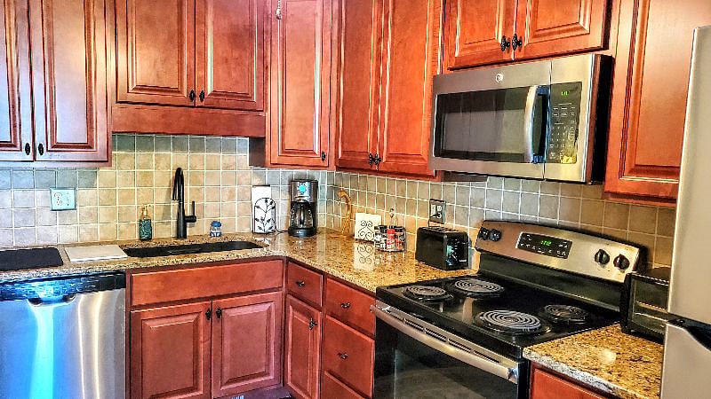 Furnished Finder property 599272_1 photo 1