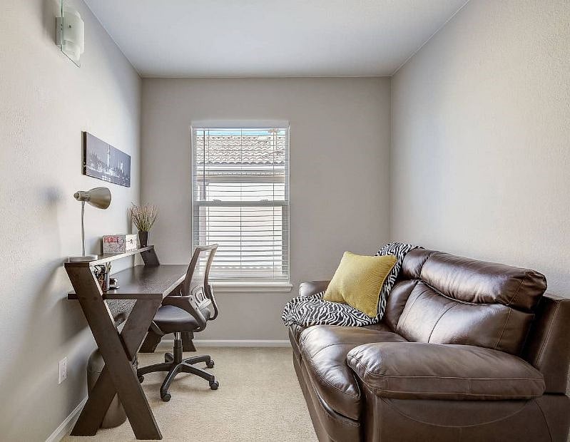 Furnished Finder property 599273_1 photo 15