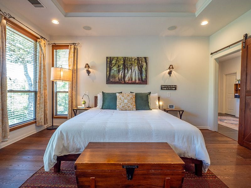 Furnished Finder property 599294_1 photo 22