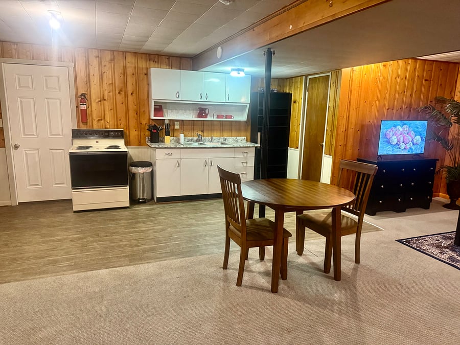 Furnished Finder property 599300_1 photo 15