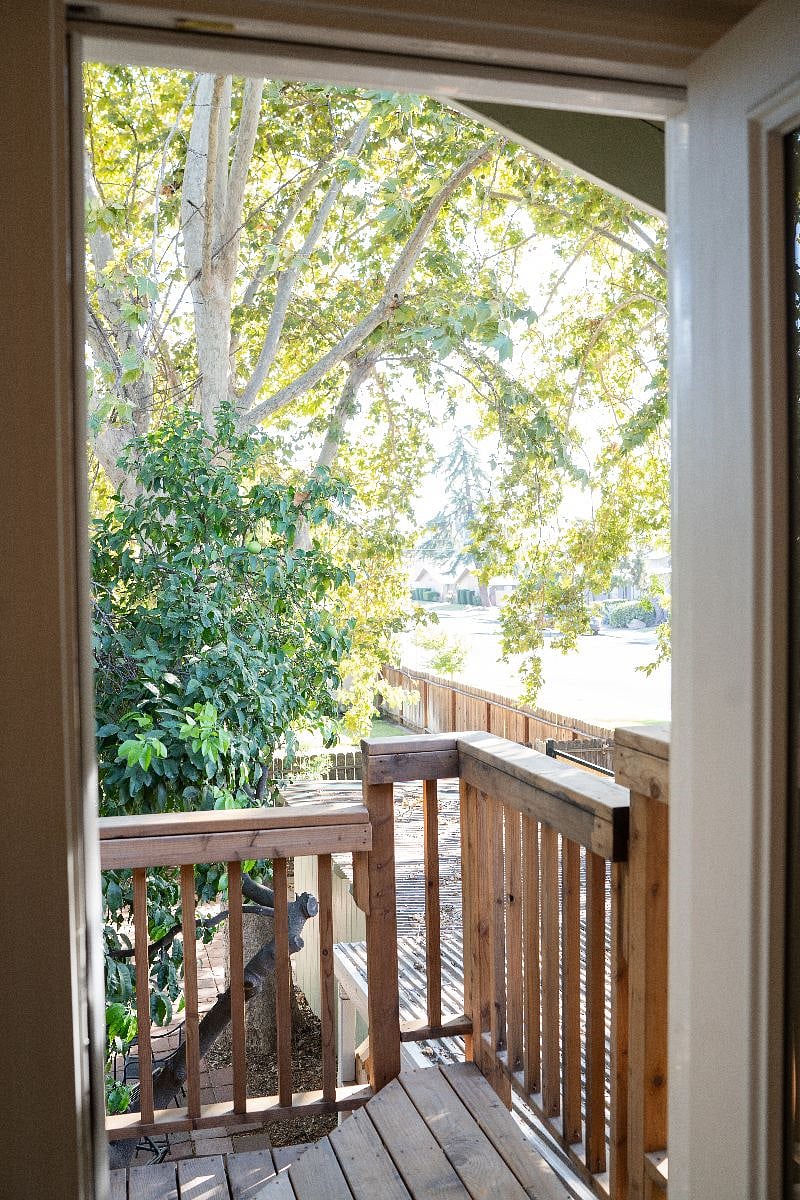 Furnished Finder property 599334_1 photo 20