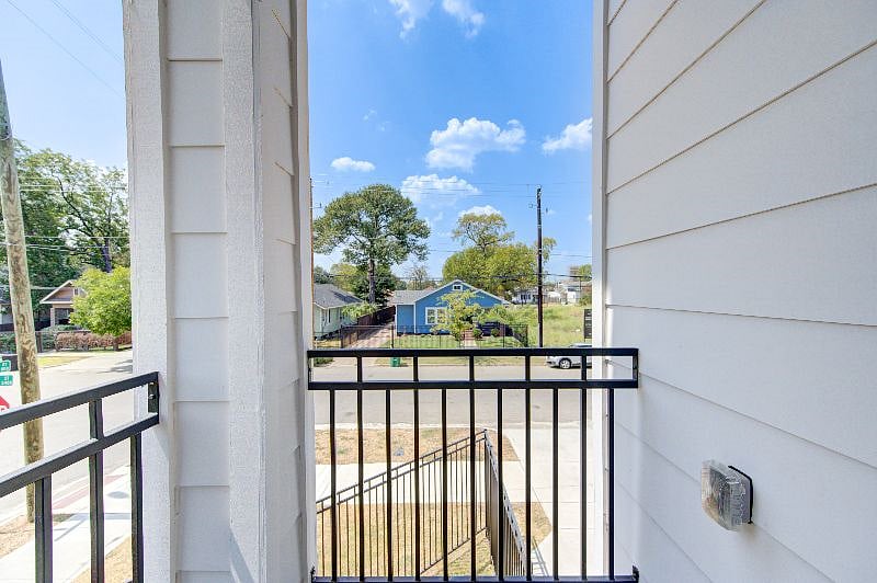 Furnished Finder property 599355_1 photo 17