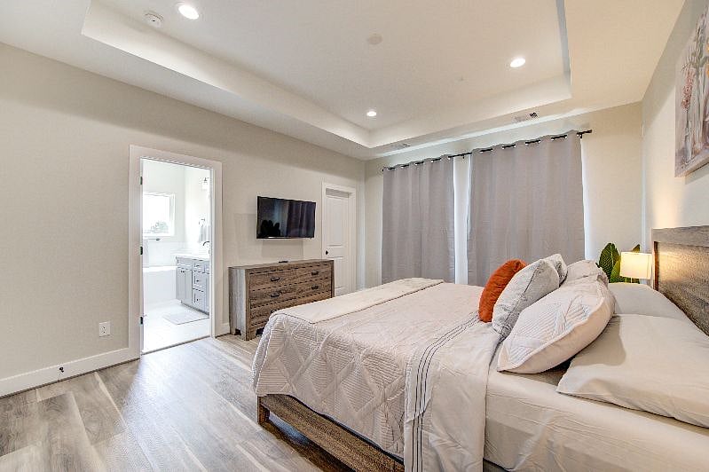 Furnished Finder property 599355_1 photo 21