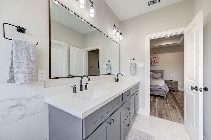 Furnished Finder property 599355_1 photo 24