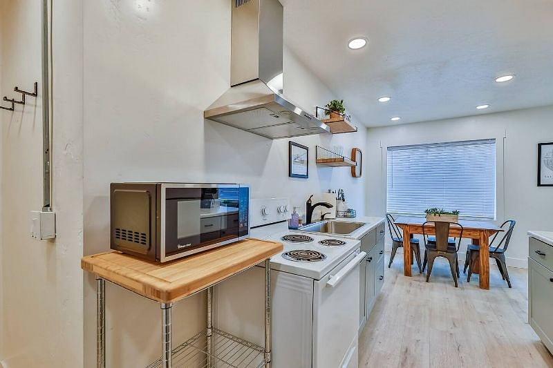 Furnished Finder property 599390_1 photo 10