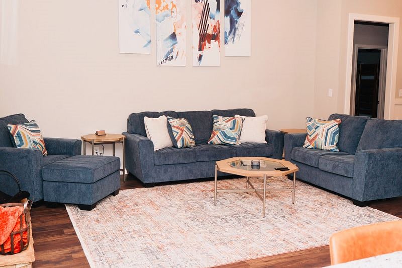 Furnished Finder property 599410_1 photo 17