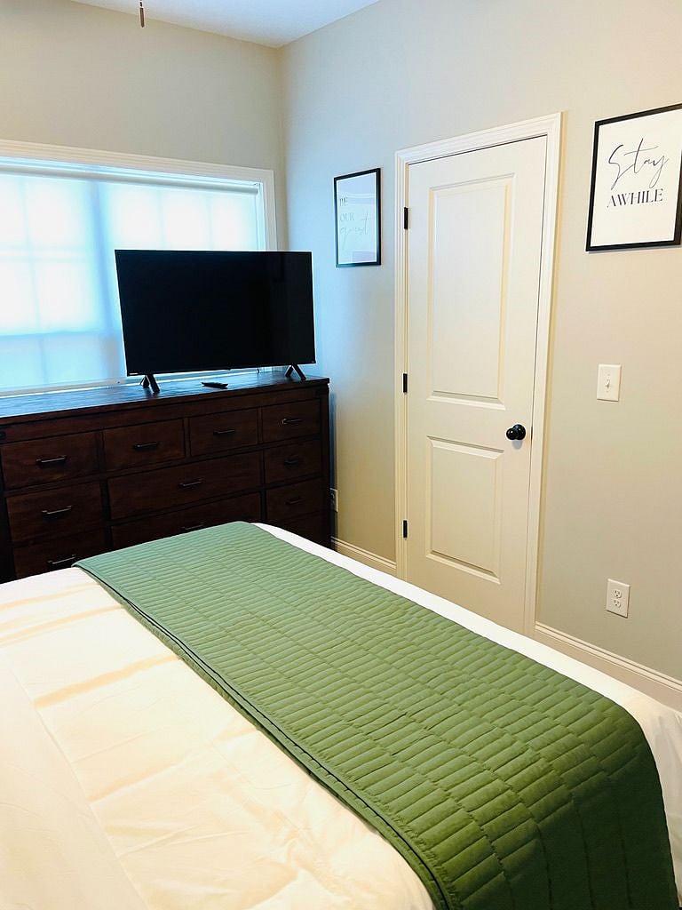 Furnished Finder property 599410_1 photo 28