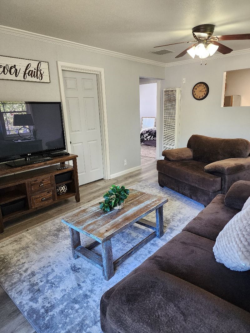 Furnished Finder property 599417_1 photo 17
