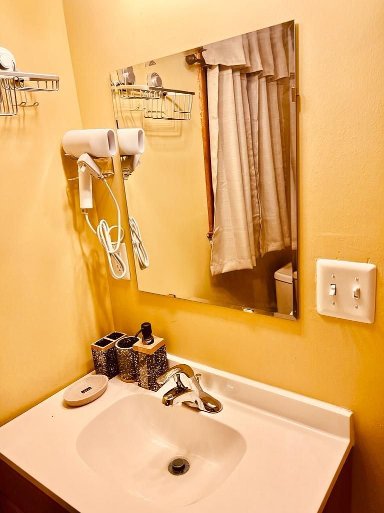 Furnished Finder property 599433_1 photo 9