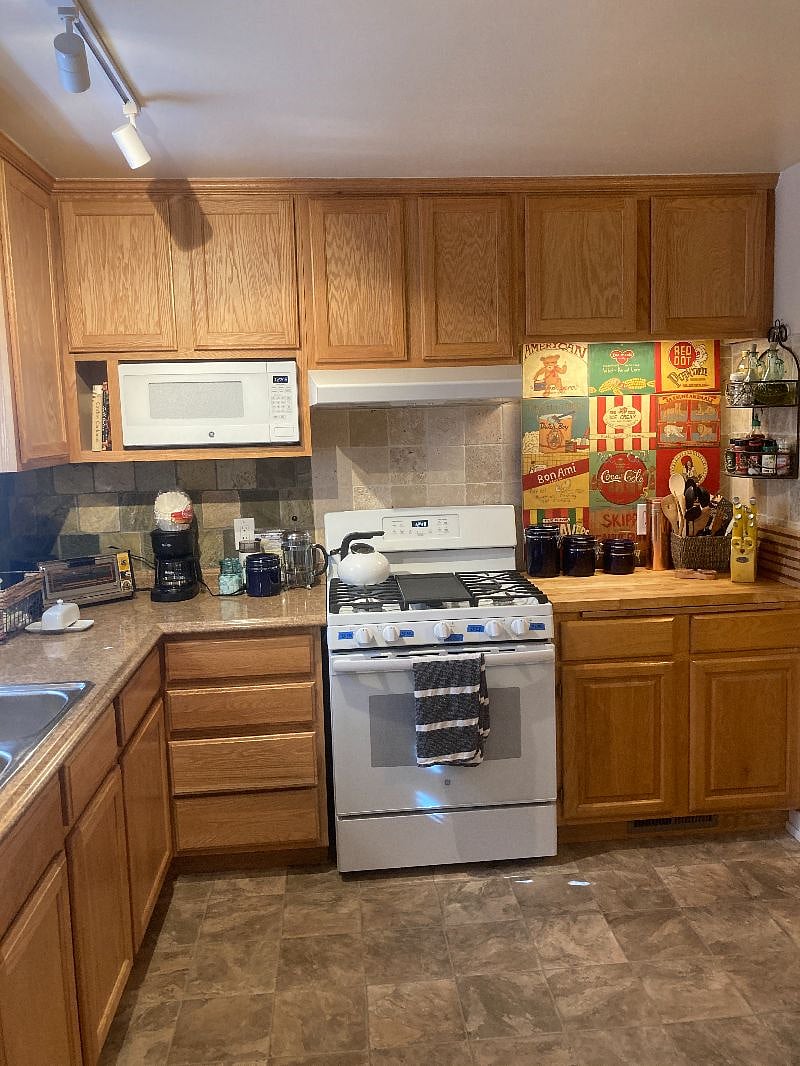 Furnished Finder property 599452_1 photo 6