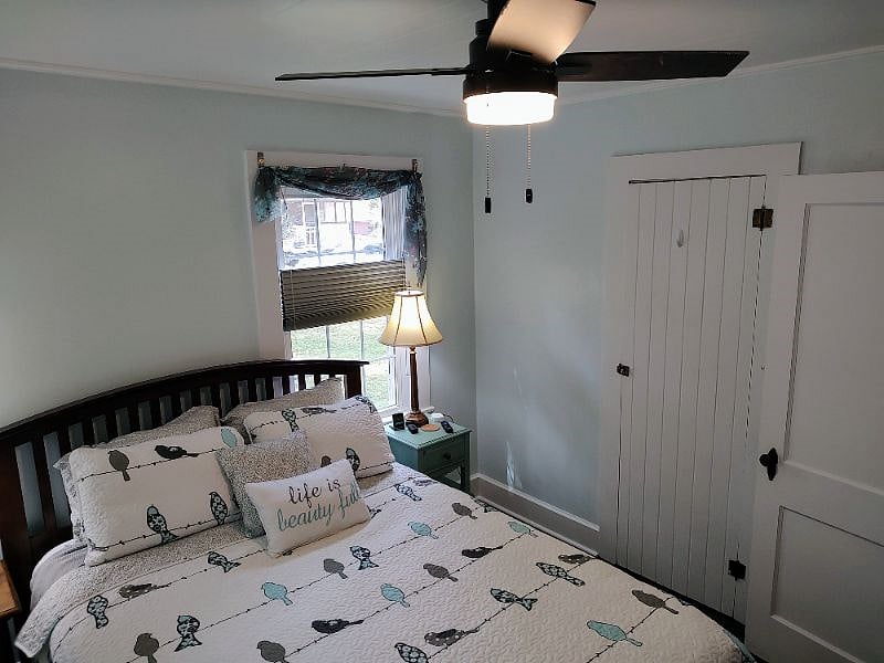 Second bedroom, Queen size medium firm comfortable with basic adjustable frame; luxurious bedding with premium cotton sheets