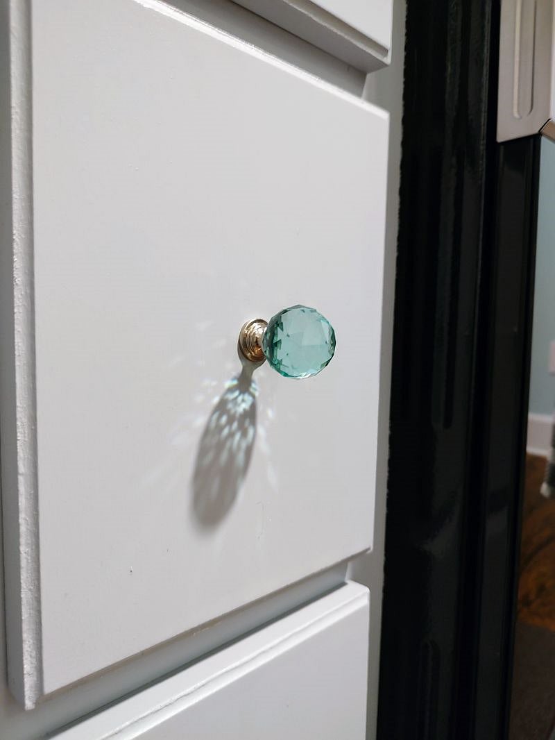 kitchen knobs.