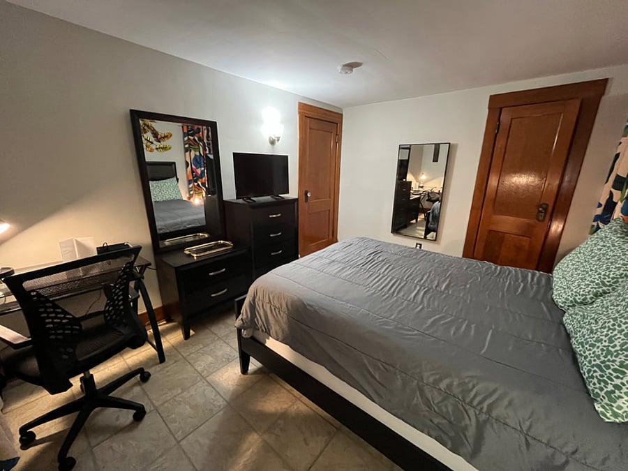 Furnished Finder property 599502_1 photo 8