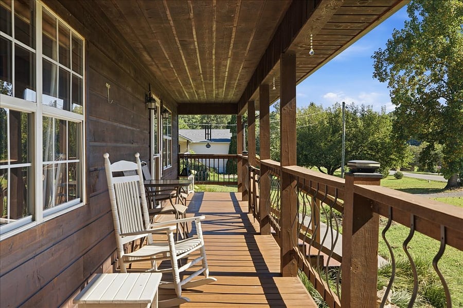 Furnished Finder property 599524_1 photo 11