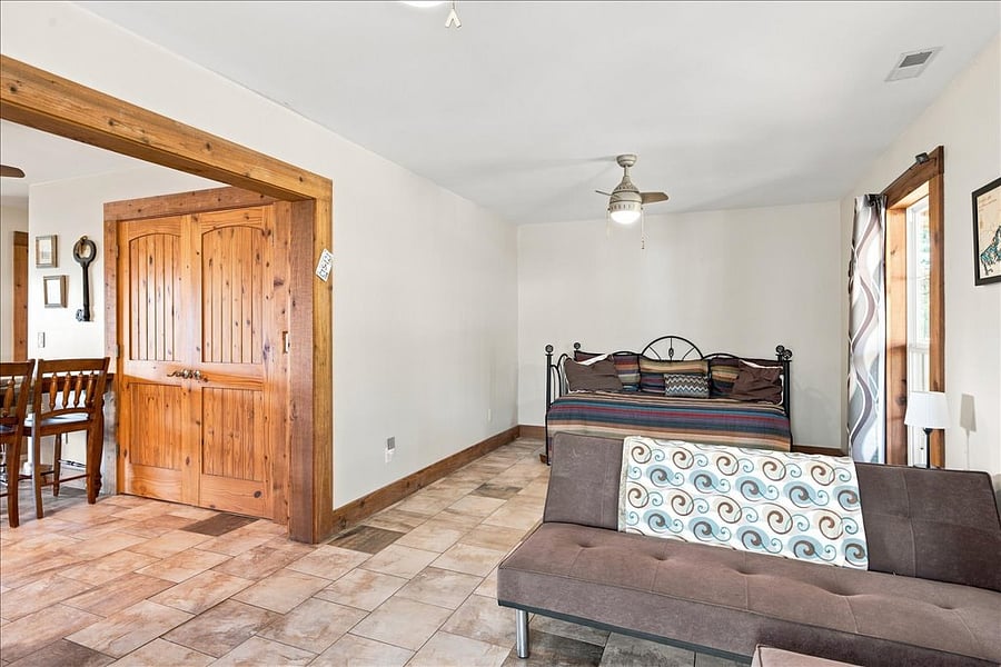Furnished Finder property 599524_1 photo 31