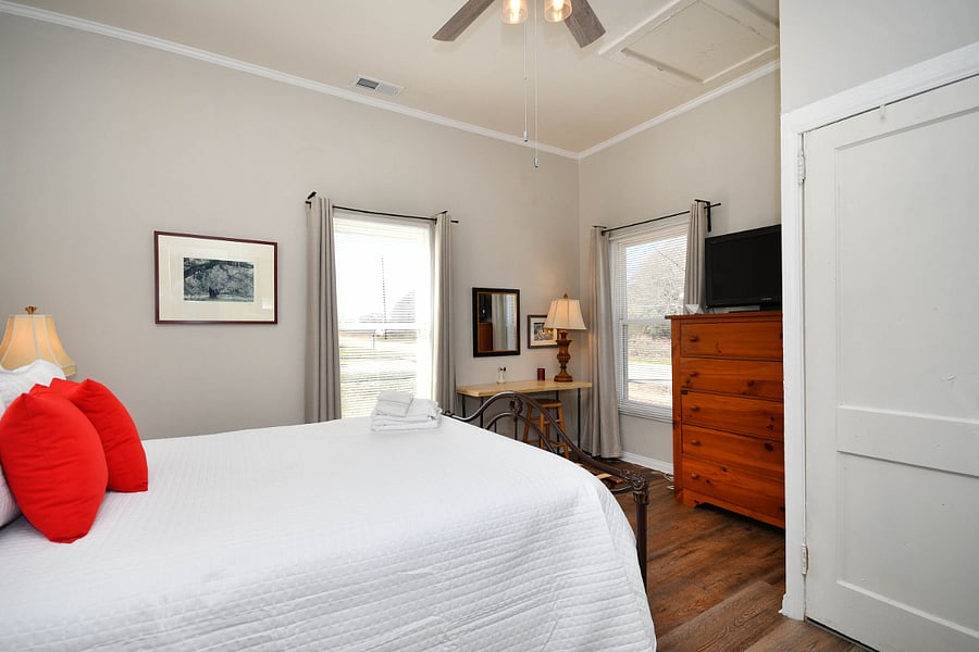 Furnished Finder property 599647_1 photo 10