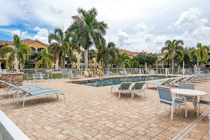 Furnished Finder property 599671_1 photo 13