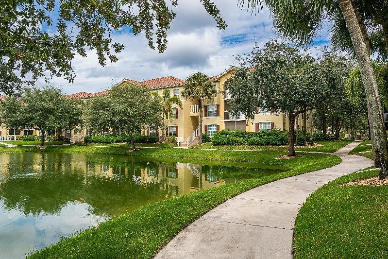 Furnished Finder property 599671_1 photo 15