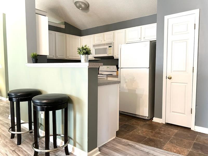 Furnished Finder property 599681_1 photo 7