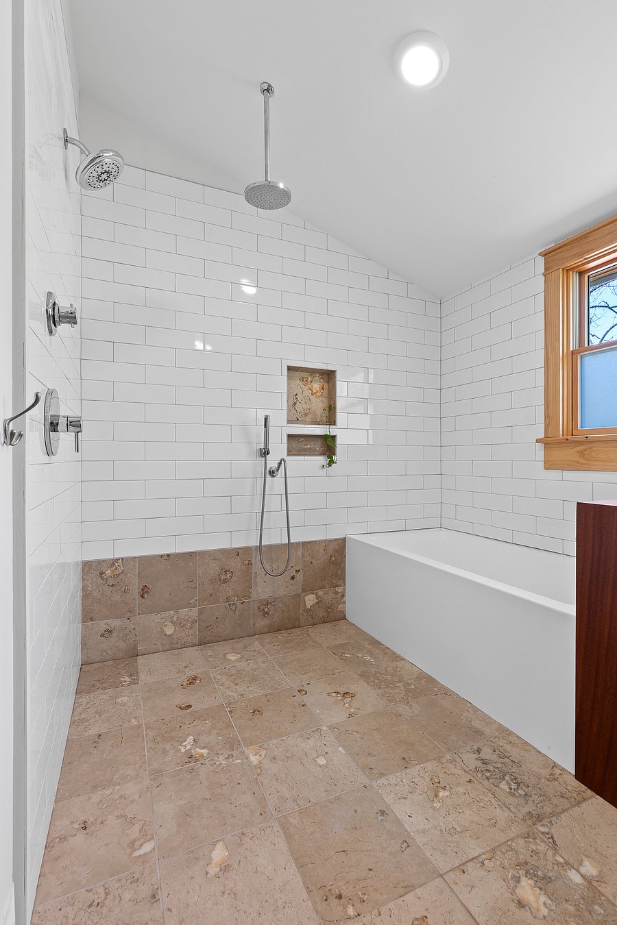 Furnished Finder property 599725_1 photo 16