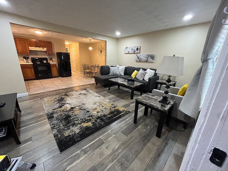 Furnished Finder property 599749_1 photo 10