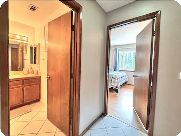 Furnished Finder property 599786_1 photo 8