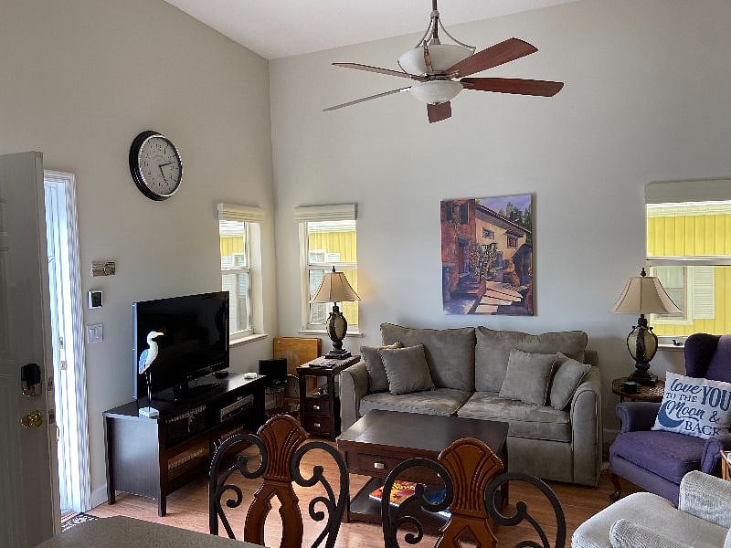 Furnished Finder property 599795_1 photo 3