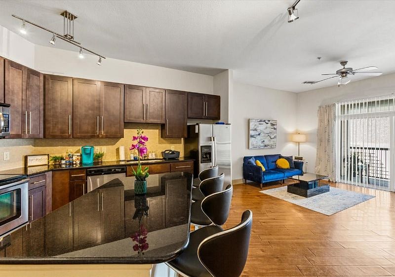 Furnished Finder property 599809_1 photo 5