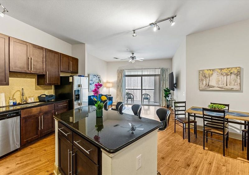 Furnished Finder property 599809_1 photo 11