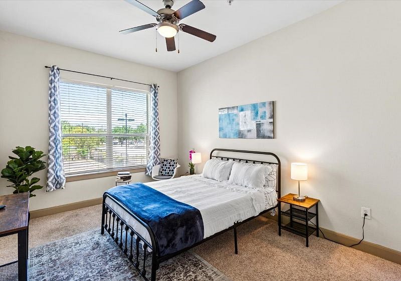 Furnished Finder property 599809_1 photo 18