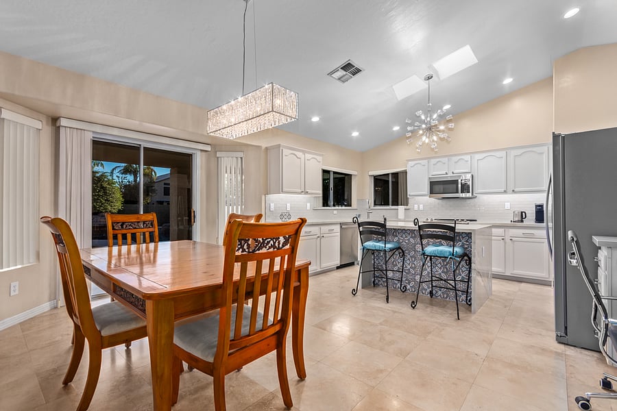 Furnished Finder property 599822_1 photo 9