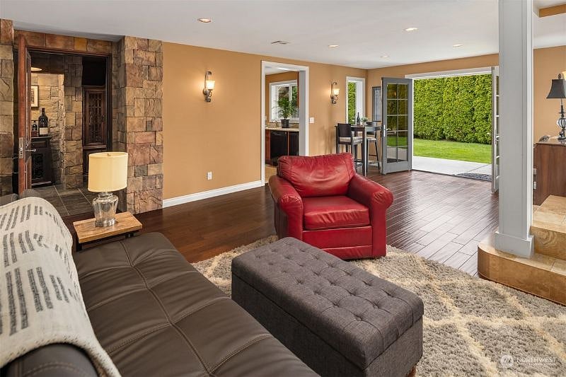 Furnished Finder property 599823_1 photo 3